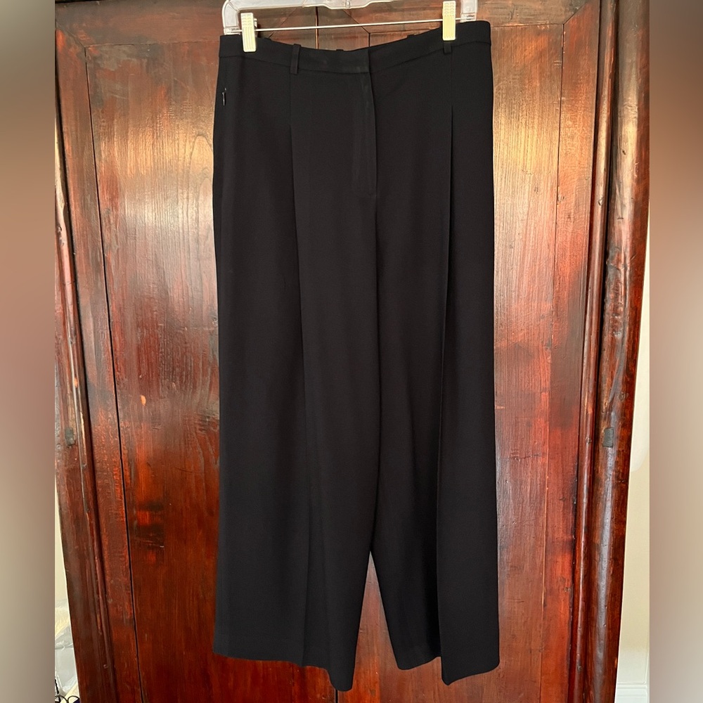 Elie Tahari Navy Pants-Size 8